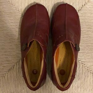 Unstructured by Clark’s